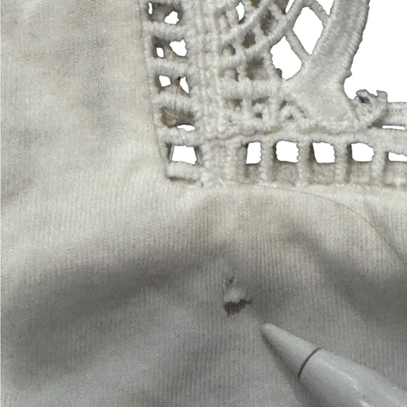 Lilly Pulitzer White Lace-Trimmed Agee Top Rare Sold out XL NWOT - Picture 5 of 8